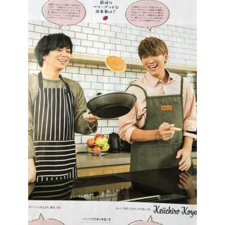 ニュース(NEWS)のNEWS  小山慶一郎くん＆加藤シゲアキくん  2号連続  テレビ誌切り抜き(アート/エンタメ/ホビー)