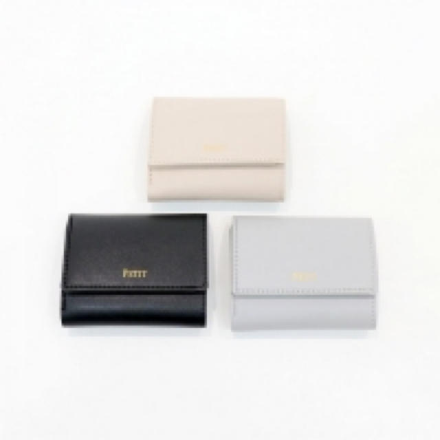 3COINS コンパクト三つ折り財布の通販 by トトロ's shop｜スリーコインズならラクマ