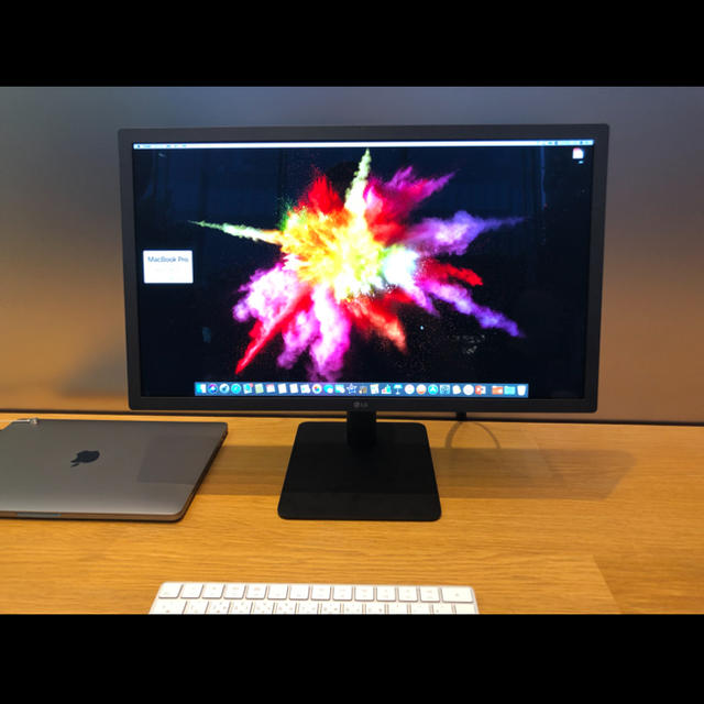 本物の LG Electronics Ultrafineディスプレイ 4k LG - ディスプレイ