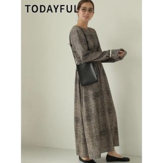 トゥデイフル(TODAYFUL)のトゥデイフル 2019 秋冬 AW PrintShirringDress 完売(ロングワンピース/マキシワンピース)