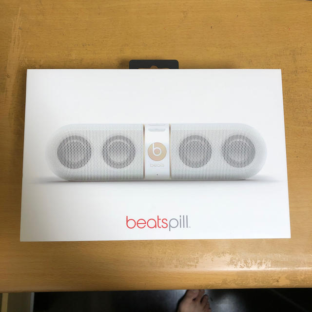 BEATS PILL+ ホワイト