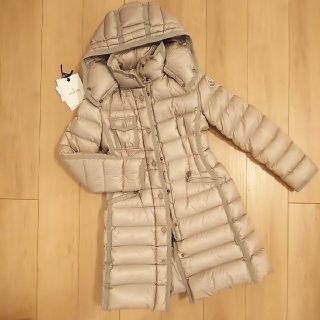 モンクレール ピンク ダウンジャケット(レディース)(ベージュ系)の