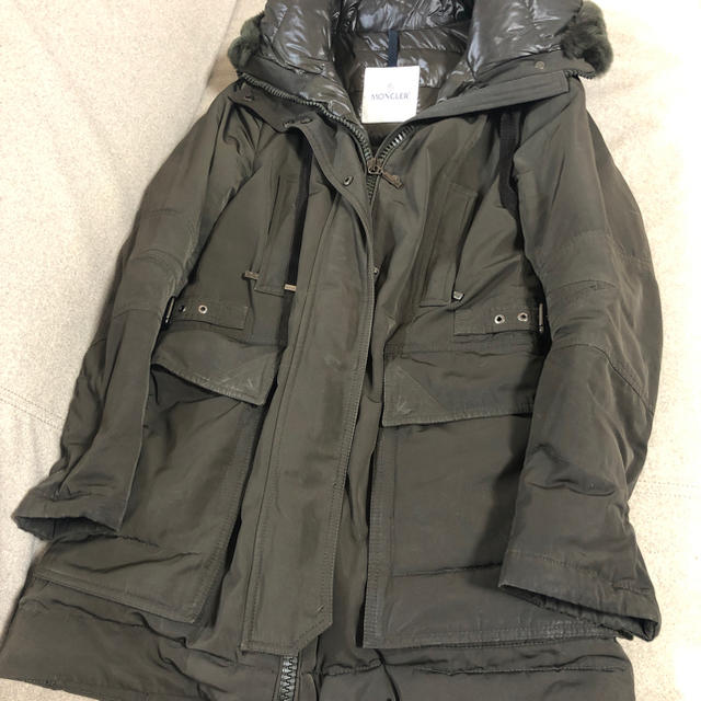 MONCLER ダウン