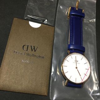 ダニエルウェリントン(Daniel Wellington)のDanielWellington 青ベルト　新品(腕時計)