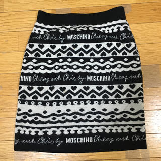 モスキーノ(MOSCHINO)のスカート(ひざ丈スカート)