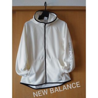 ニューバランス(New Balance)のるだ様専用ページ♪New Balance★裏起毛ホワイトロゴパーカー(パーカー)