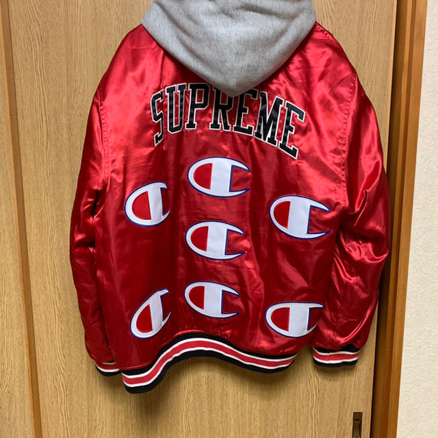 Supreme Champion hooded stain varsity L