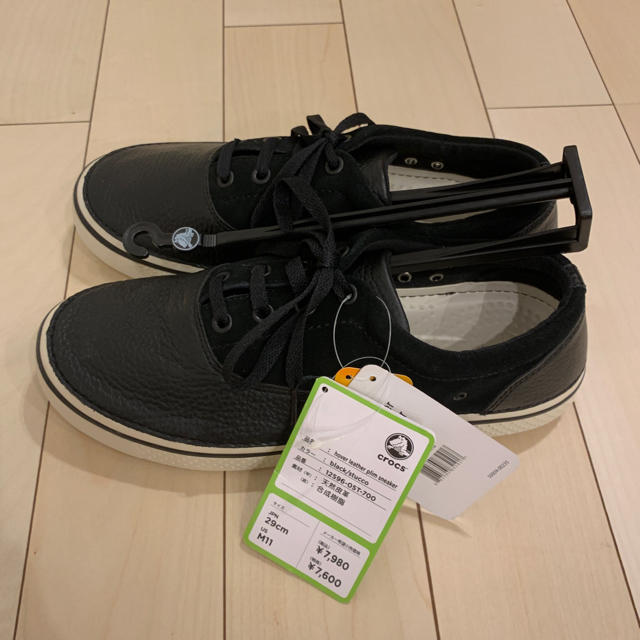 crocs(クロックス)のcrocs クロックス レザー 29cm 新品未使用 メンズの靴/シューズ(スニーカー)の商品写真