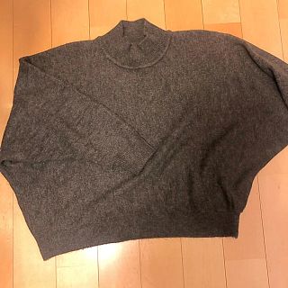 エイチアンドエム(H&M)のハイネックニット(ニット/セーター)