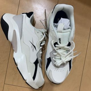 リーボック(Reebok)のリーボック　ロイヤルターボ(スニーカー)