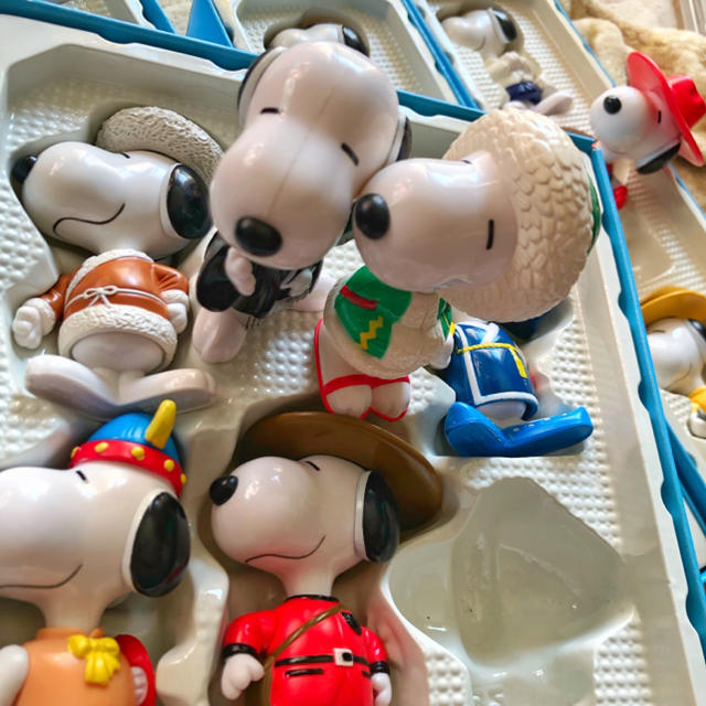 SNOOPY(スヌーピー)の1/25までhide666様専用✴︎SNOOPY 28体セット♡ エンタメ/ホビーのフィギュア(アニメ/ゲーム)の商品写真