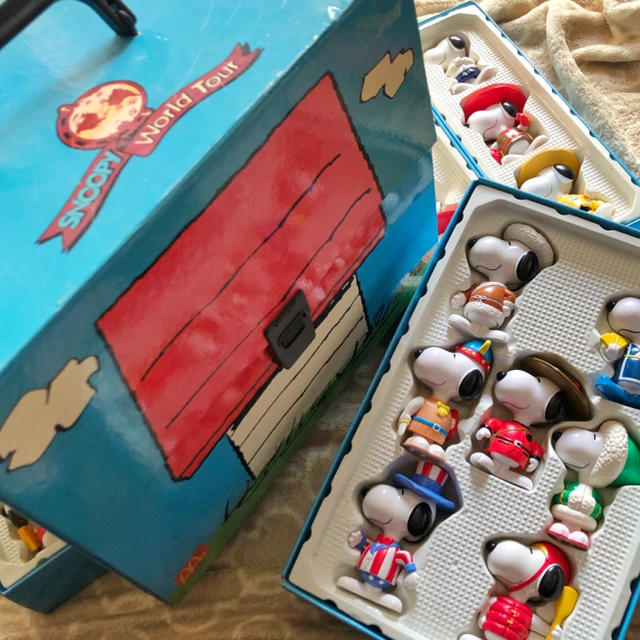 SNOOPY(スヌーピー)の1/25までhide666様専用✴︎SNOOPY 28体セット♡ エンタメ/ホビーのフィギュア(アニメ/ゲーム)の商品写真