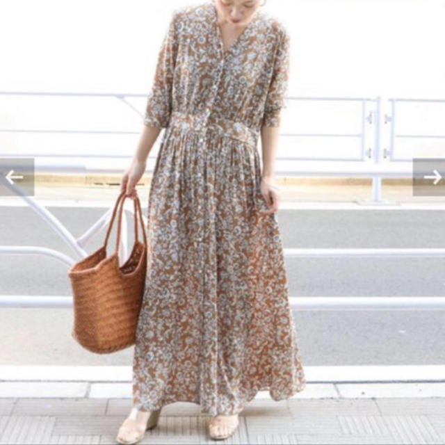 Plage(プラージュ)のPlage  rustic flower ギャザーワンピース レディースのワンピース(ロングワンピース/マキシワンピース)の商品写真