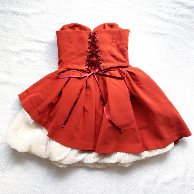 Lily Brown(リリーブラウン)の激安 Lily brown クリスマスドレス 赤ドレス クリスマスワンピース レディースのフォーマル/ドレス(ミニドレス)の商品写真