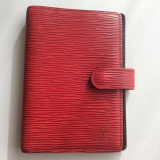 ルイヴィトン(LOUIS VUITTON)の☆お値下げ☆LOUIS VUITTON エピ 手帳カバー レッド(中古)(手帳)