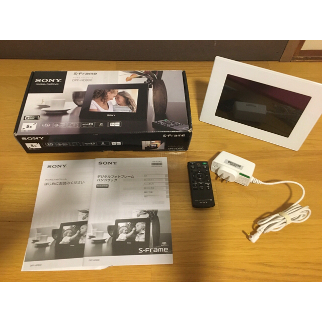 SONY(ソニー)の【美品】SONY デジタルフォトフレーム DPF-HD800 インテリア/住まい/日用品のインテリア小物(フォトフレーム)の商品写真