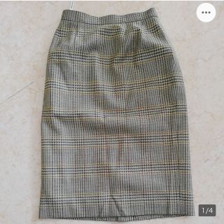 バーバリーブルーレーベル(BURBERRY BLUE LABEL)の《再値下げ》　Burberry ウール　タイトスカート(ひざ丈スカート)