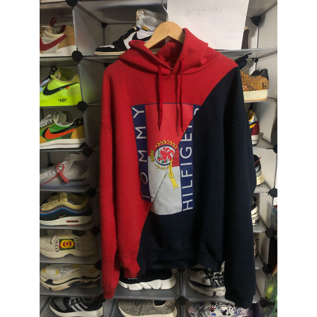 Balenciaga(バレンシアガ)のVETEMENTS tommy 香港  ヴェトモン  vetementsパーカー メンズのトップス(パーカー)の商品写真