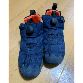 リーボック(Reebok)のポンプフューリー  ポンプヒューリー　23.0cm  美品　ネイビー　ブラック(スニーカー)