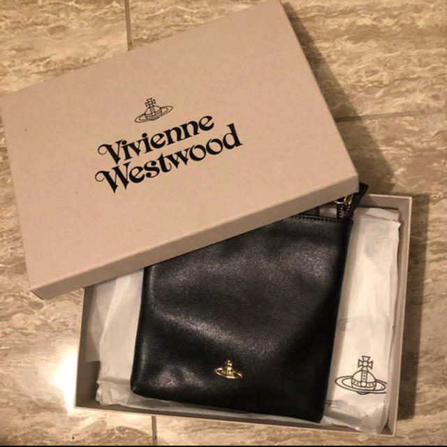 レディースVivienne Westwood