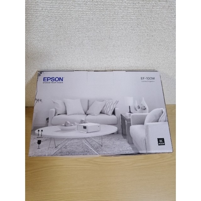 EPSON(エプソン)のエプソン　EPSON ホームプロジェクター EF-100W ホワイト スマホ/家電/カメラのテレビ/映像機器(プロジェクター)の商品写真