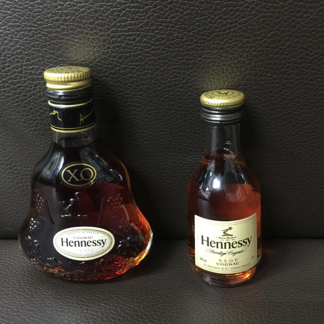 Hennessy ヘネシー X.O &おまけ付き(ミニボトル)|ブランデー Hennessy ヘネシー X.O &おまけ付き(ミニボトル)|ブランデー