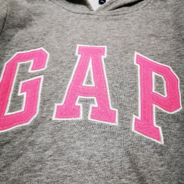 GAP Kids(ギャップキッズ)のGAPパーカー150 キッズ/ベビー/マタニティのキッズ服女の子用(90cm~)(その他)の商品写真