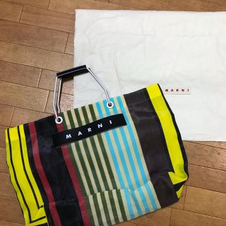 マルニ(Marni)のMARNI フラワーカフェ 大人気 トートバッグ 未使用☆(トートバッグ)