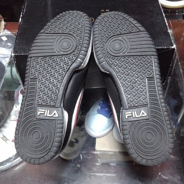 FILA(フィラ)のバーニーズニューヨーク×フィラ レザースニーカー　27.5cm メンズの靴/シューズ(スニーカー)の商品写真