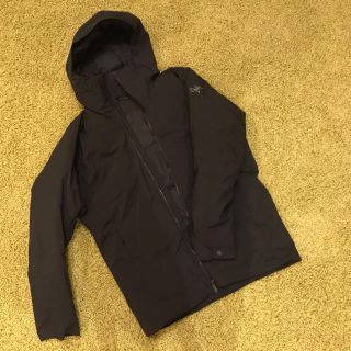 アークテリクス(ARC'TERYX)のkin0882様専用　 コダジャケット　Sサイズ黒　中古品(ダウンジャケット)