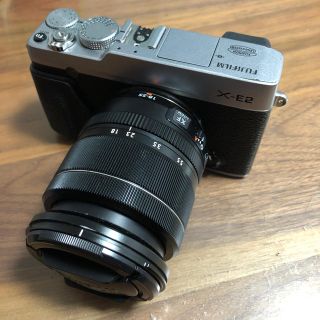 フジフイルム(富士フイルム)の富士フイルムX-E2 ＋ XF 18-55mm ズームレンズキット(ミラーレス一眼)