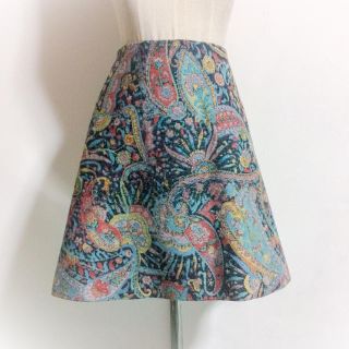 カルヴェン(CARVEN)の新品 CARVEN 総柄スカート(ひざ丈スカート)