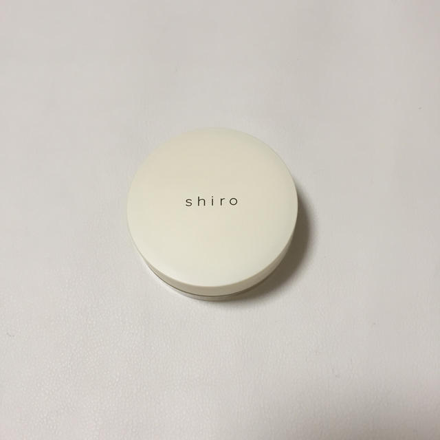 shiro(シロ)のshiro♡ホワイトティー  練り香水  18g  新品未使用 コスメ/美容の香水(ユニセックス)の商品写真