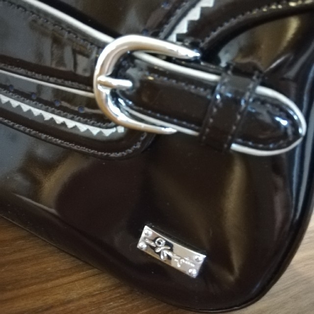 GINZA Kanematsu(ギンザカネマツ)の銀座かねまつ エナメルバッグ レディースのバッグ(ハンドバッグ)の商品写真