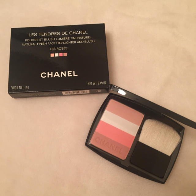 シャネル　LES TENDRES DE CHANEL チーク