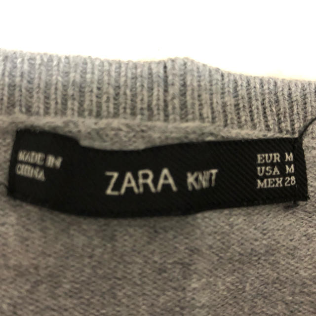 ZARA(ザラ)のZARA    Ｖネックニット レディースのトップス(ニット/セーター)の商品写真