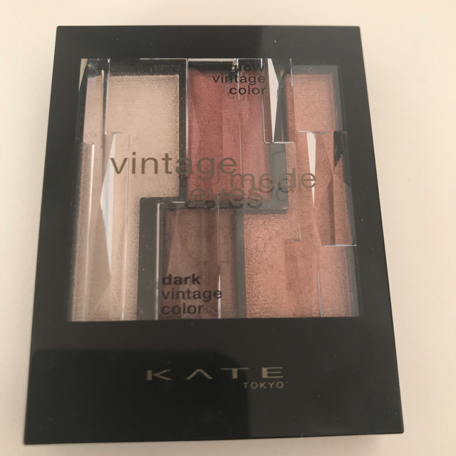 KATE(ケイト)の【KATE】ヴィンテージモードアイズ　RD-1 コスメ/美容のベースメイク/化粧品(アイシャドウ)の商品写真