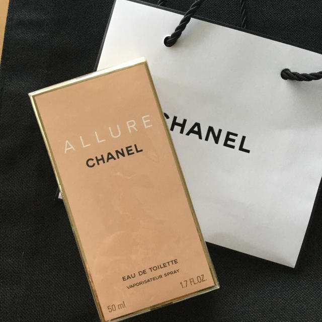 CHANEL(シャネル)のCHANEL ALLURE コスメ/美容の香水(香水(女性用))の商品写真