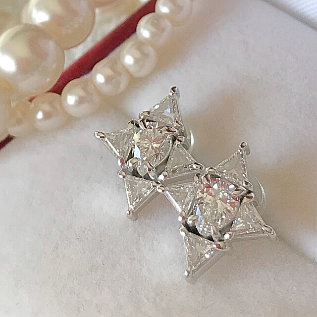 PT900 ペアシェイプ ダイヤピアス♡合計1.42ct