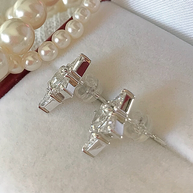 PT900 ペアシェイプ ダイヤピアス♡合計1.42ct 1