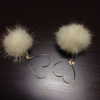 ハートのボンボンピアス(ピアス)