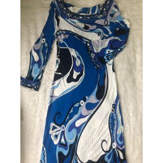 エミリオプッチ(EMILIO PUCCI)の1/3まで年越しセール！プッチ 素敵ワンピース(ひざ丈ワンピース)