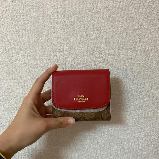 【新品】coach（コーチ）折りたたみ式財布