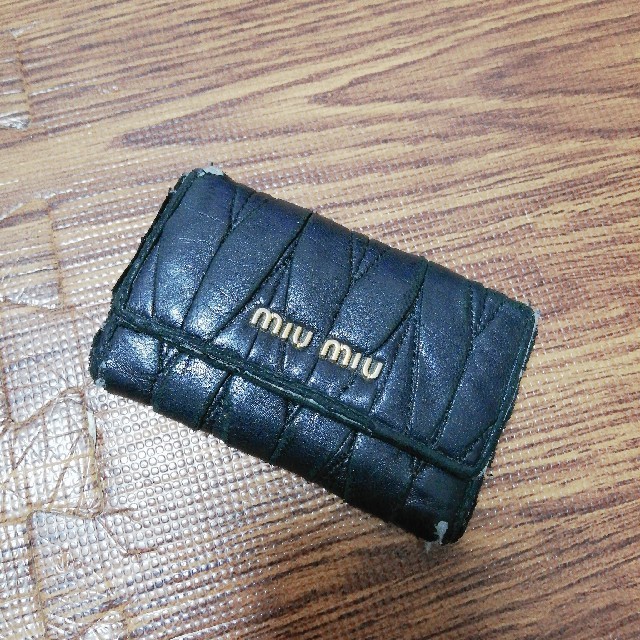 miumiu(ミュウミュウ)の【専用出品】miu miu　キーケース レディースのファッション小物(キーケース)の商品写真