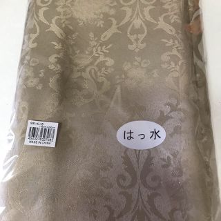 再値下げ！新品未使用 ダマスクローズ柄 テーブルクロス(その他)