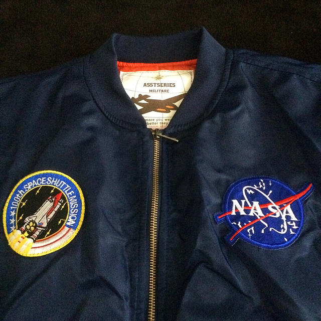 ASSTSERIES MILITARE NASA スペースシャトル L メンズのジャケット/アウター(フライトジャケット)の商品写真