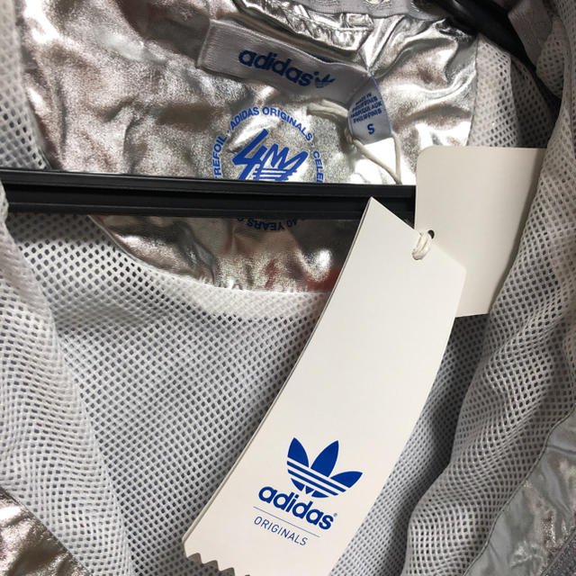 adidas originals ロゴ　フーディー　新品