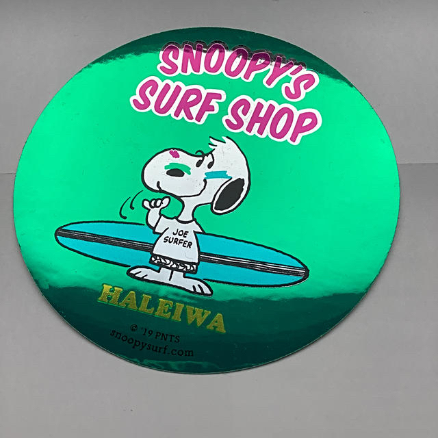 SNOOPY(スヌーピー)のSNOOPY’S SURF SHOP ステッカー 丸型  エンタメ/ホビーのおもちゃ/ぬいぐるみ(キャラクターグッズ)の商品写真