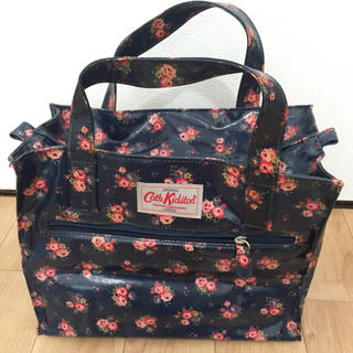 キャスキッドソン(Cath Kidston)の美品 Cath Kidson バッグ(トートバッグ)