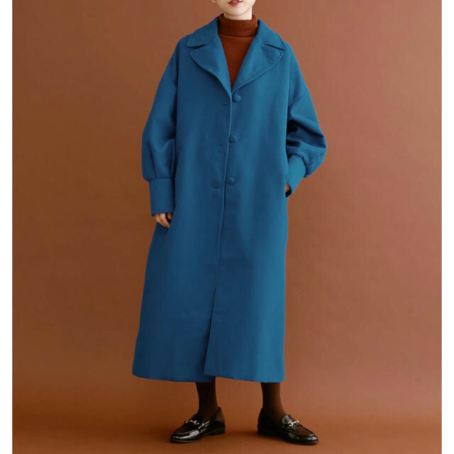 merlot(メルロー)のmerlot ビッグラペルコート ブルー レディースのジャケット/アウター(ロングコート)の商品写真